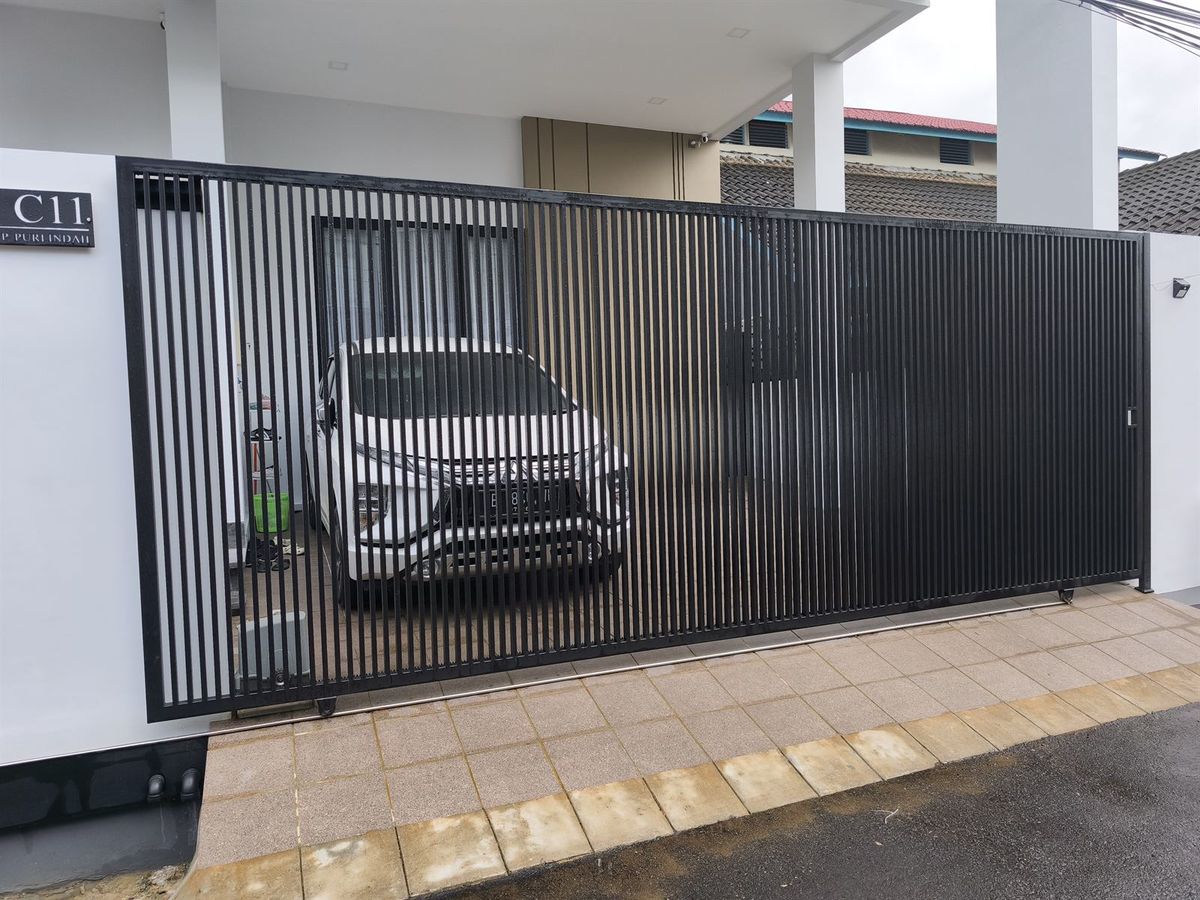 Pagar Dorong Puri Indah - Dokumentasi Proyek